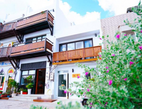 Гостиница The Red Hotel  Hengchun